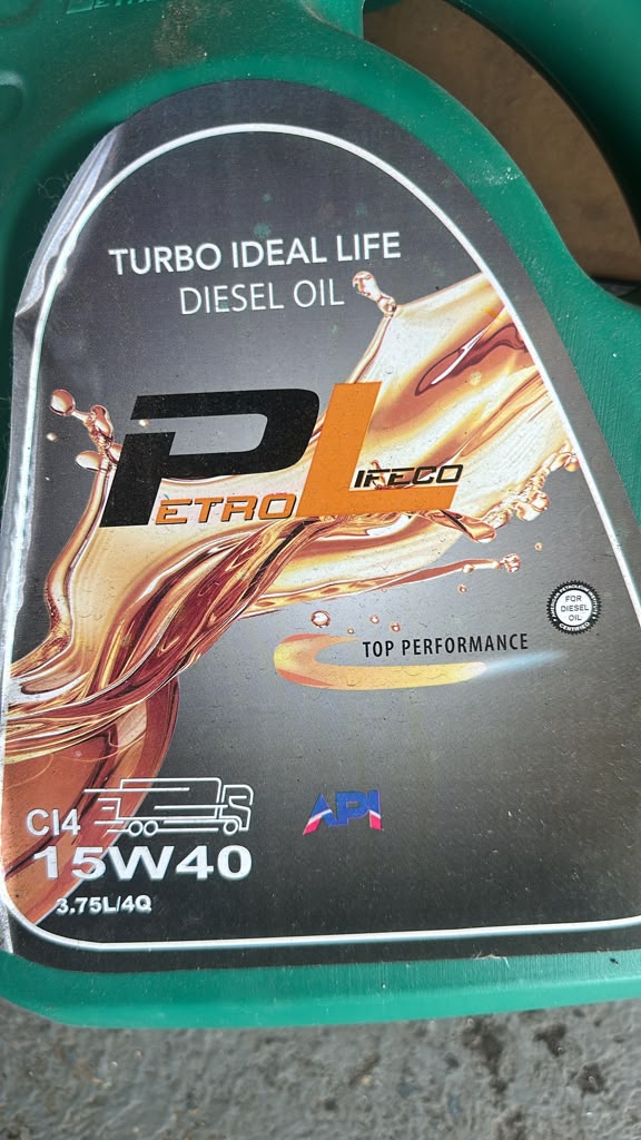 Petro Lifeco Turbo Ideal Life diesel oil, 15W-40, 3.75 L / 4 qt bottle